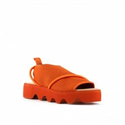 ISSEY MIYAKE X UN WOMEN Bind