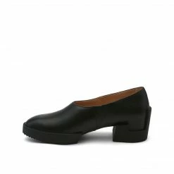 ISSEY MIYAKE X UN Cubic Pump WOMEN