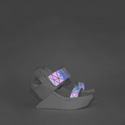 ANREALAGE X UN WOMEN Dimension Delta Wedge Sandal