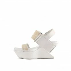 ANREALAGE X UN WOMEN Dimension Delta Wedge Sandal