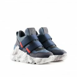 Unitednude Space Kick