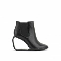 Unitednude Step Mobius Chelsea