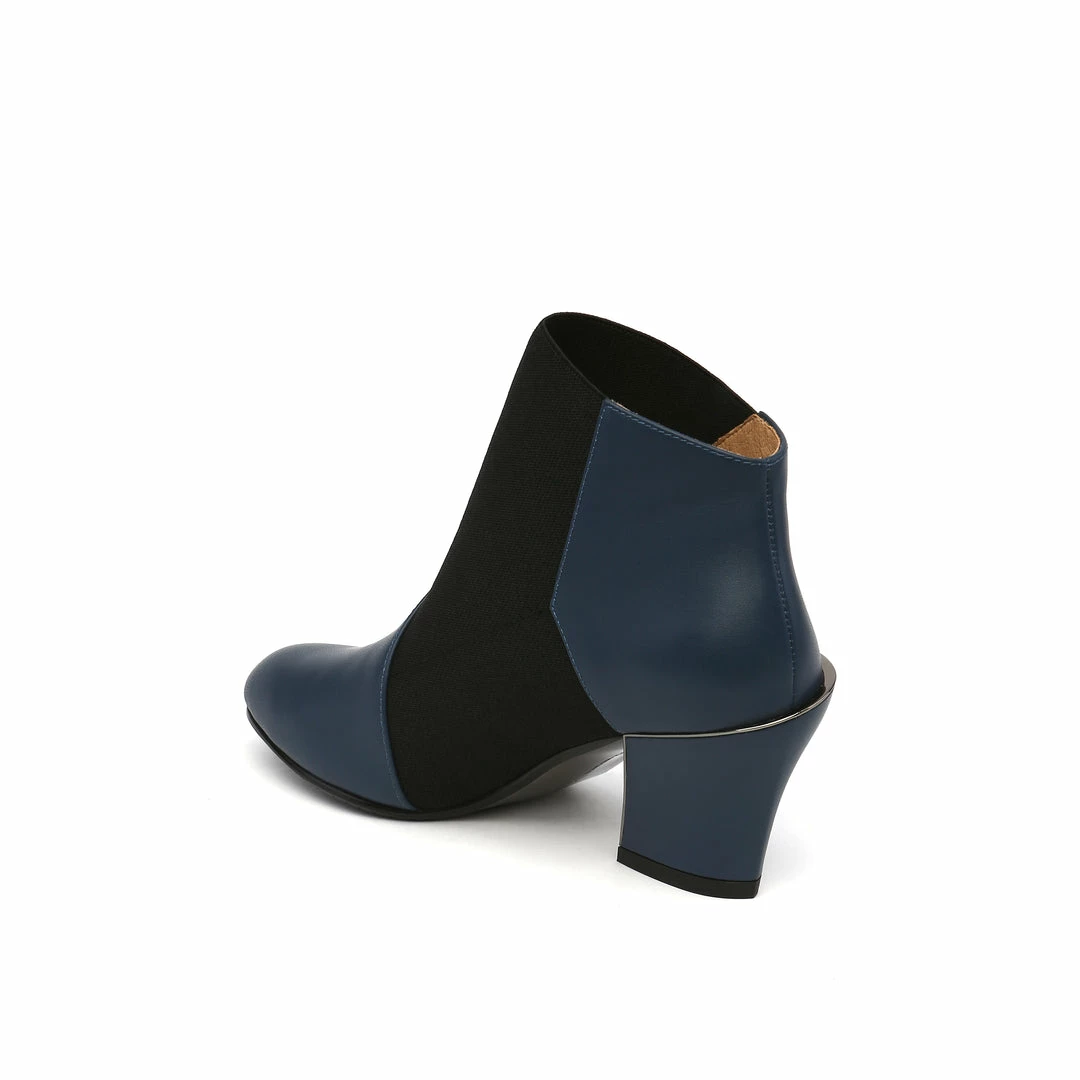 ISSEY MIYAKE X UN WOMEN Wrap Bootie Mid