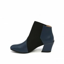 ISSEY MIYAKE X UN WOMEN Wrap Bootie Mid